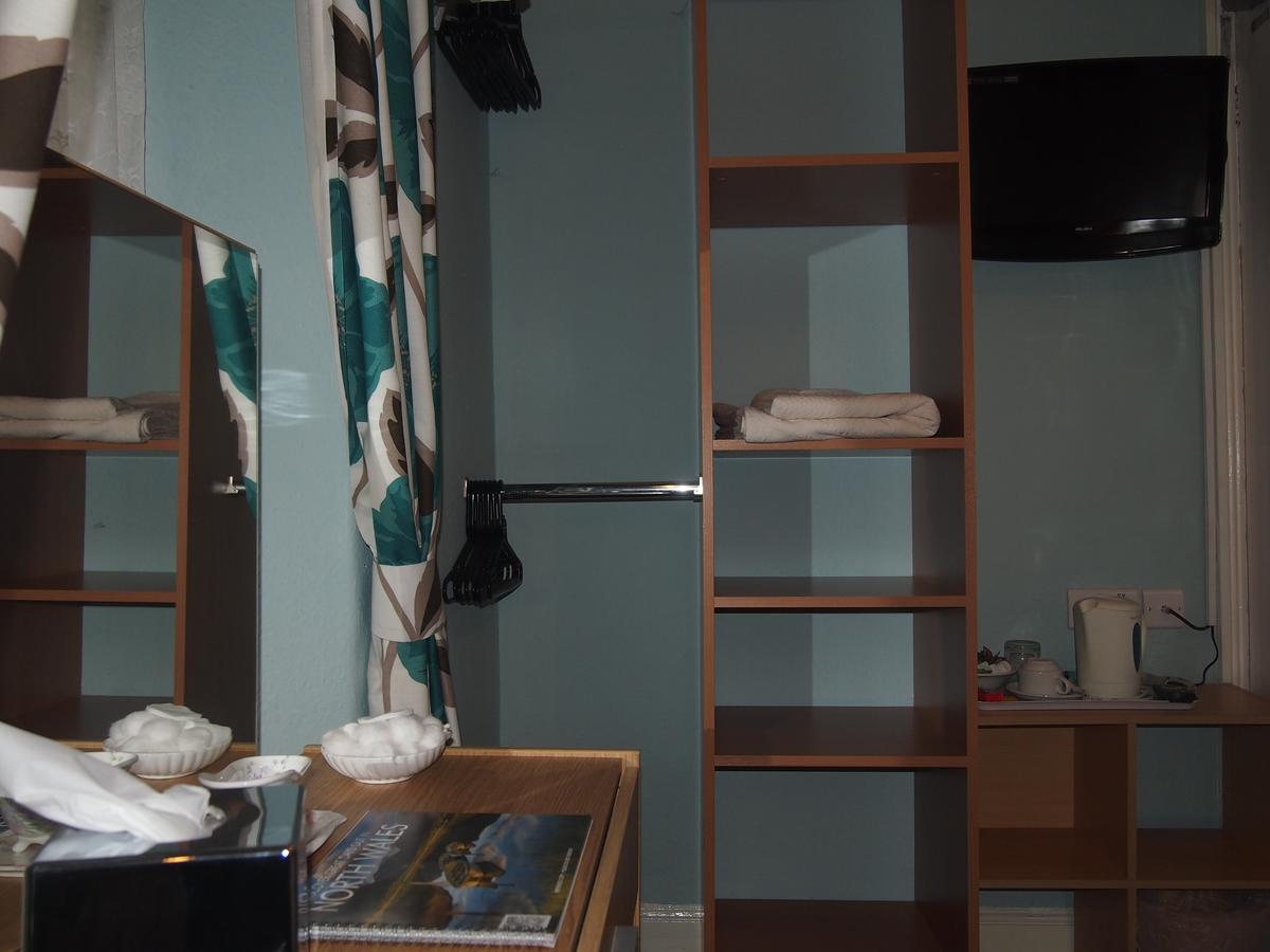 Bodhyfryd Guesthouse Бетус-і-Койд Екстер'єр фото